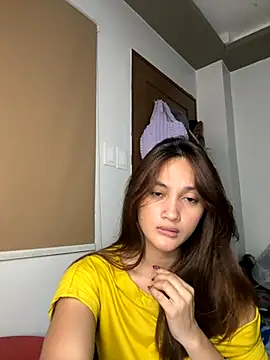 LanySylvia online show from November 2025 05:17:02 PM