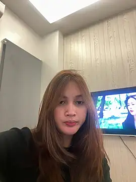 LanySylvia online show from April 2026 04:53:02 PM