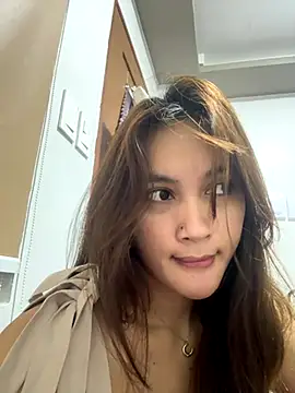 LanySylvia online show from October 2025 06:47:02 AM