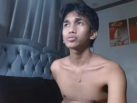 charlie0728 online show from September 2025 11:21:02 AM