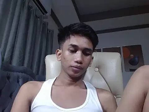 Snapshot of charlie0728 chatting on December 2025 02:19:02 PM charlie0728 online show from December 2025 02:19:02 PM