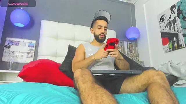 Yiyo10  online show from February 2026 04:22:01 AM