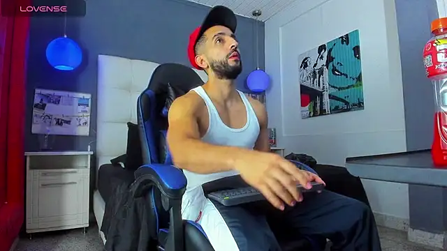 Yiyo10  online show from March 2026 04:19:01 AM