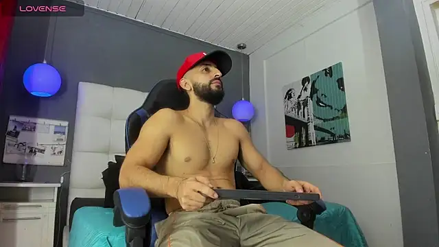 Yiyo10  online show from February 2026 04:31:01 AM