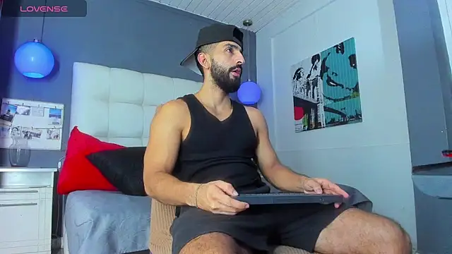 Yiyo10  online show from February 2026 05:07:02 AM