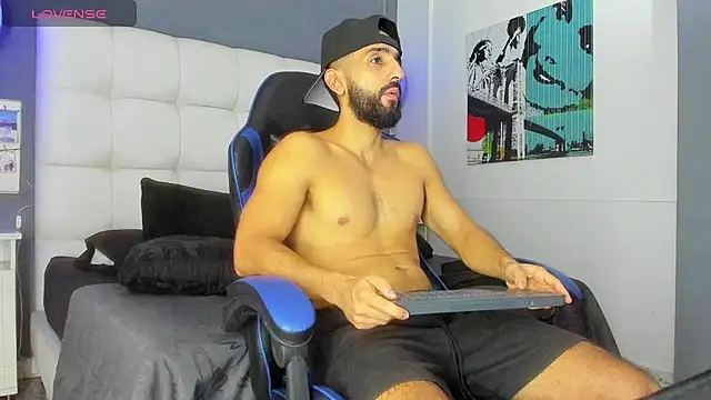 Yiyo10  online show from February 2026 05:21:01 AM