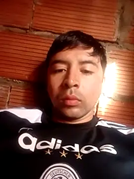 Snapshot of Tuslabios chatting on July 2026 02:24:01 PM Tuslabios online show from July 2026 02:24:01 PM