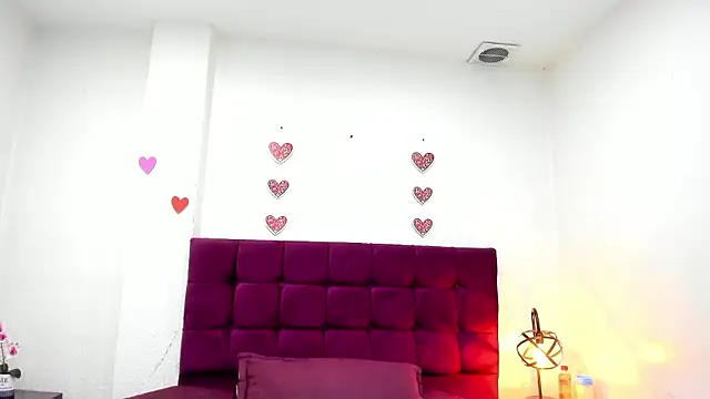 MashaPiink online show from March 2026 12:57:01 PM