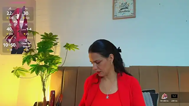 Snapshot of MashaPiink chatting on June 2026 01:44:02 PM MashaPiink online show from June 2026 01:44:02 PM