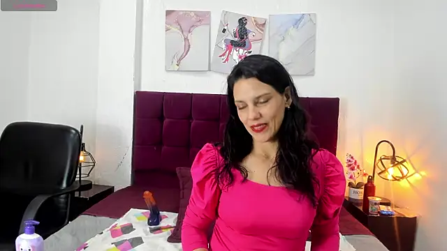 MashaPiink online show from October 2025 01:12:02 PM