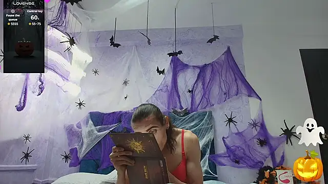 Snapshot of shantala_nastasiia chatting on November 2025 12:43:01 PM shantala nastasiia online show from November 2025 12:43:01 PM