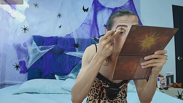 Snapshot of shantala_nastasiia chatting on October 2025 01:01:01 PM shantala nastasiia online show from October 2025 01:01:01 PM