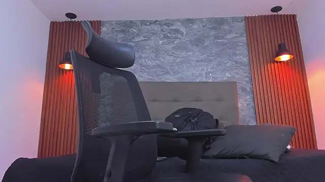 damian bull online show from November 2025 08:14:01 PM