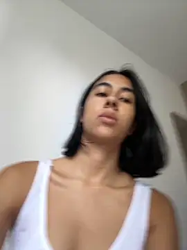 Kassie Collins online show from December 2025 03:44:02 PM