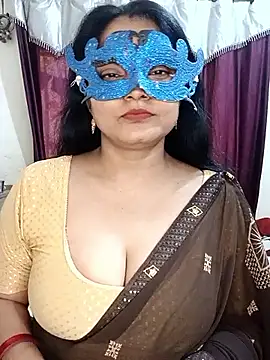 Snapshot of MEERAcle chatting on February 2026 04:34:02 AM MEERAcle online show from February 2026 04:34:02 AM