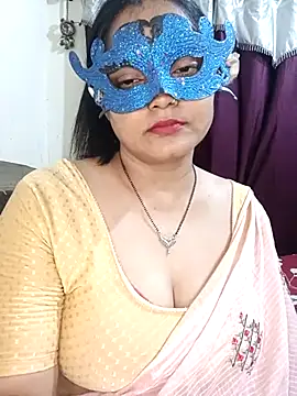 Snapshot of MEERAcle chatting on March 2026 05:47:02 PM MEERAcle online show from March 2026 05:47:02 PM