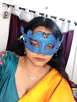 Snapshot of MEERAcle chatting on January 2026 07:12:01 PM MEERAcle online show from January 2026 07:12:01 PM