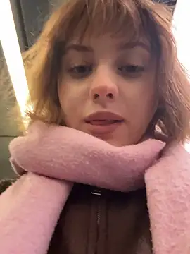 Snapshot of Only_April chatting on October 2025 06:10:01 AM Only April online show from October 2025 06:10:01 AM