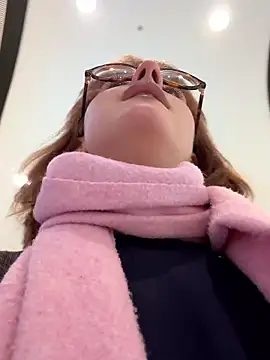 Snapshot of Only_April chatting on November 2025 11:27:02 AM Only April online show from November 2025 11:27:02 AM