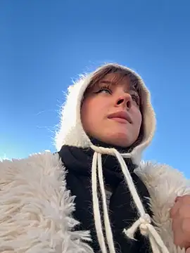 Snapshot of Only_April chatting on November 2025 10:52:01 AM Only April online show from November 2025 10:52:01 AM