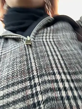 Snapshot of Only_April chatting on December 2025 11:23:02 AM Only April online show from December 2025 11:23:02 AM