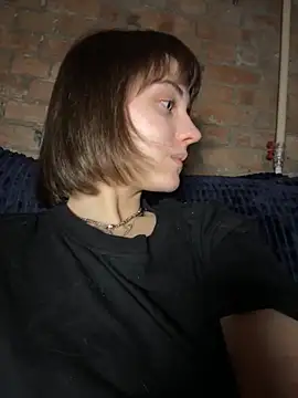 Snapshot of Only_April chatting on December 2025 08:52:01 PM Only April online show from December 2025 08:52:01 PM