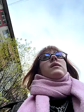 Snapshot of Only_April chatting on November 2025 08:18:02 AM Only April online show from November 2025 08:18:02 AM