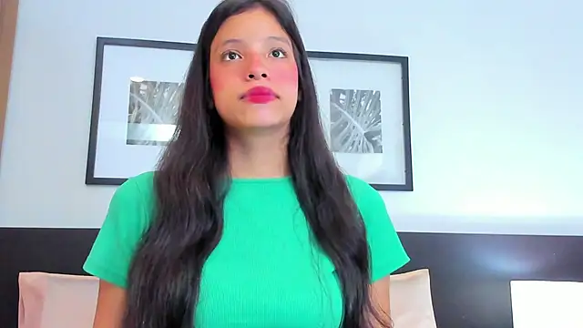 Snapshot of catalina_jolie chatting on November 2025 03:51:01 AM catalina jolie online show from November 2025 03:51:01 AM