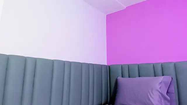 catalina jolie online show from April 2026 12:57:02 AM