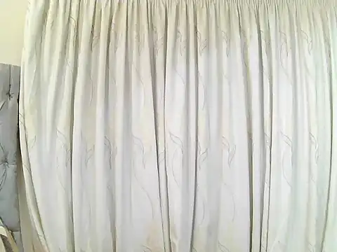 BigAssjuicy26 online show from October 2025 05:24:01 PM