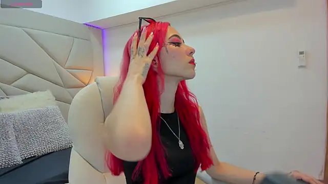 persefone 333 online show from October 2025 07:48:01 PM