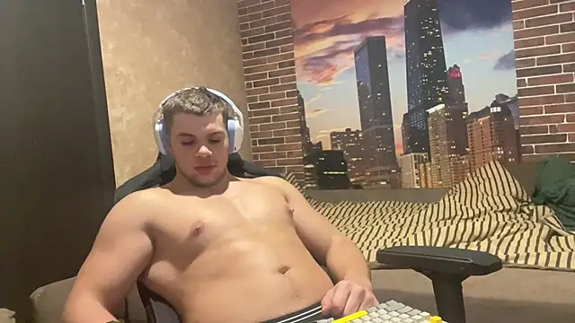 MusclePhantom online show from October 2025 10:54:02 PM