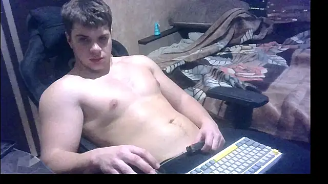 MusclePhantom online show from January 2026 09:18:02 PM