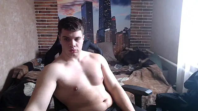 MusclePhantom online show from April 2026 12:45:02 PM