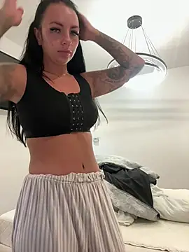 Snapshot of BELLABLACKXUK chatting on July 2026 06:09:01 AM BELLABLACKXUK online show from July 2026 06:09:01 AM