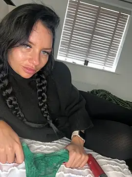 Snapshot of BELLABLACKXUK chatting on October 2025 11:11:02 AM BELLABLACKXUK online show from October 2025 11:11:02 AM