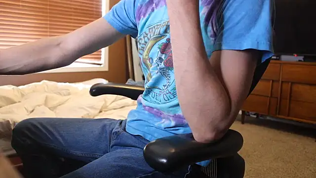 jjjjjfive online show from May 2026 07:56:02 PM