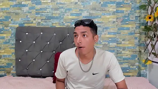 partdemonlatin666 online show from September 2025 08:20:02 PM