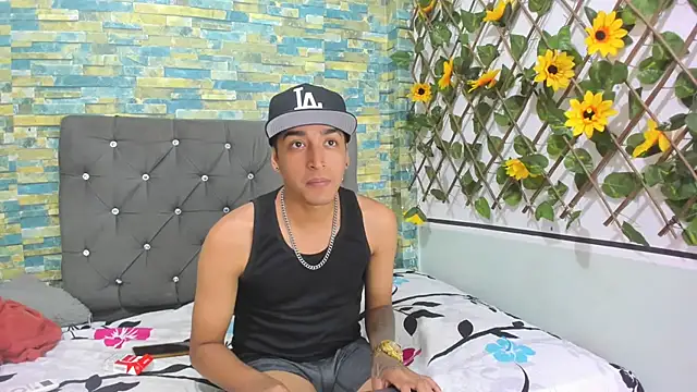 partdemonlatin666 online show from September 2025 07:41:02 PM