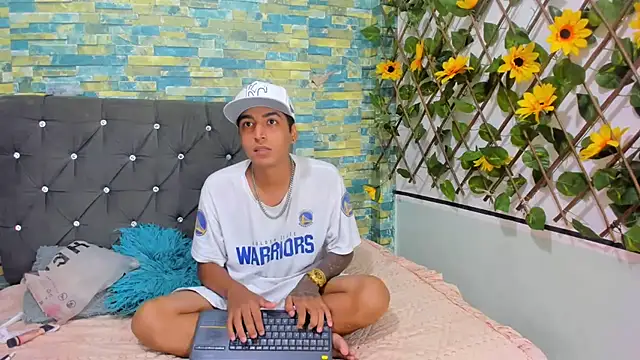 partdemonlatin666 online show from October 2025 07:47:02 PM