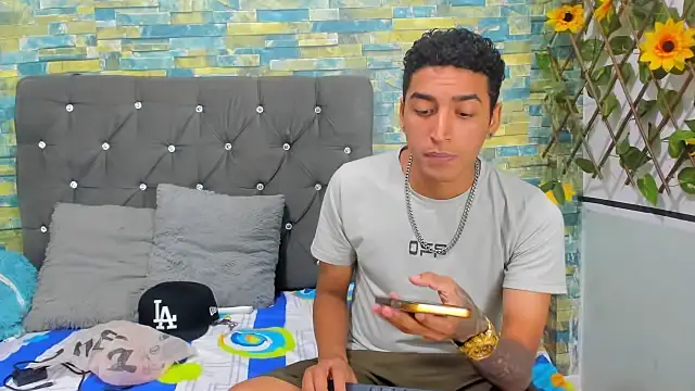 partdemonlatin666 online show from October 2025 08:44:01 PM