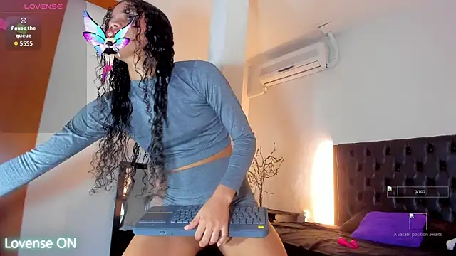 miiarod online show from November 2025 06:52:02 PM