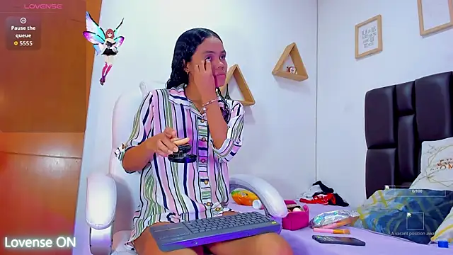 miiarod online show from November 2025 06:00:02 PM