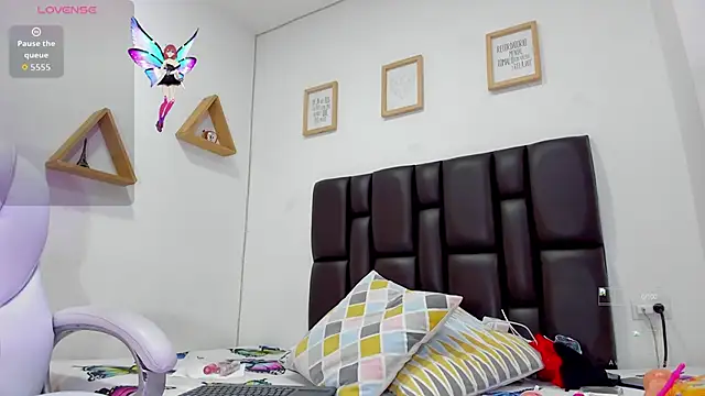 miiarod online show from October 2025 07:46:02 PM