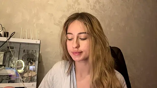 Jetta Corsacami online show from November 2025 02:28:02 PM