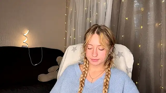 Snapshot of Jetta_Corsacami chatting on October 2025 10:20:01 AM Jetta Corsacami online show from October 2025 10:20:01 AM