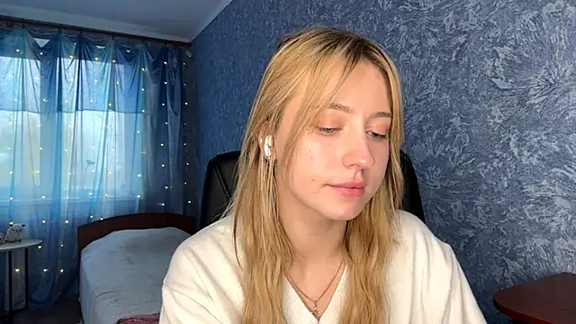 Snapshot of Jetta_Corsacami chatting on October 2025 11:22:01 AM Jetta Corsacami online show from October 2025 11:22:01 AM