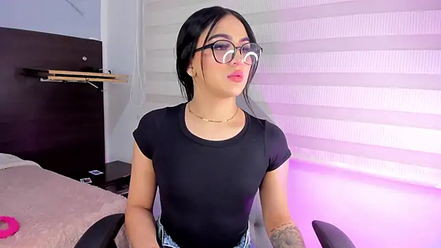 Snapshot of miss__ivyy chatting on September 2025 05:36:01 AM miss ivyy online show from September 2025 05:36:01 AM
