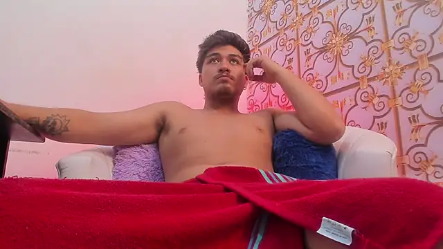 Snapshot of juanmechanic_ chatting on February 2026 05:58:02 AM juanmechanic online show from February 2026 05:58:02 AM