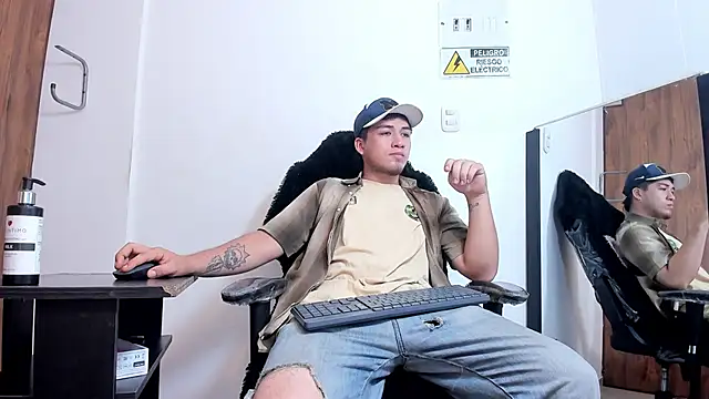 juanmechanic  online show from September 2025 07:31:01 PM